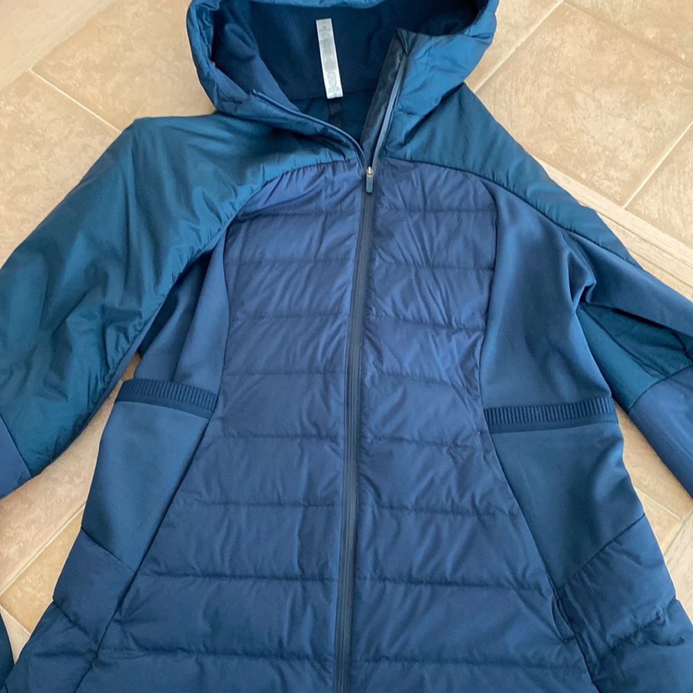 Lululemon Down For It All Jacket Blue Borealis Size 12